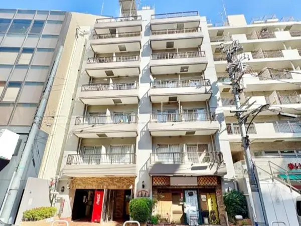 大門の居抜き店舗の外観