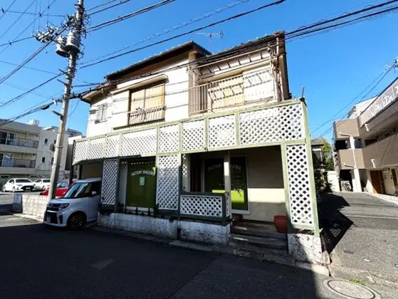 ケーキ屋の居抜き物件の外観