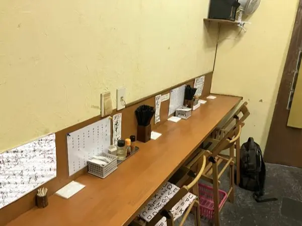 西大島のラーメン居抜きの内装