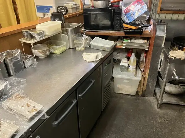 ラーメンの居抜き物件の厨房