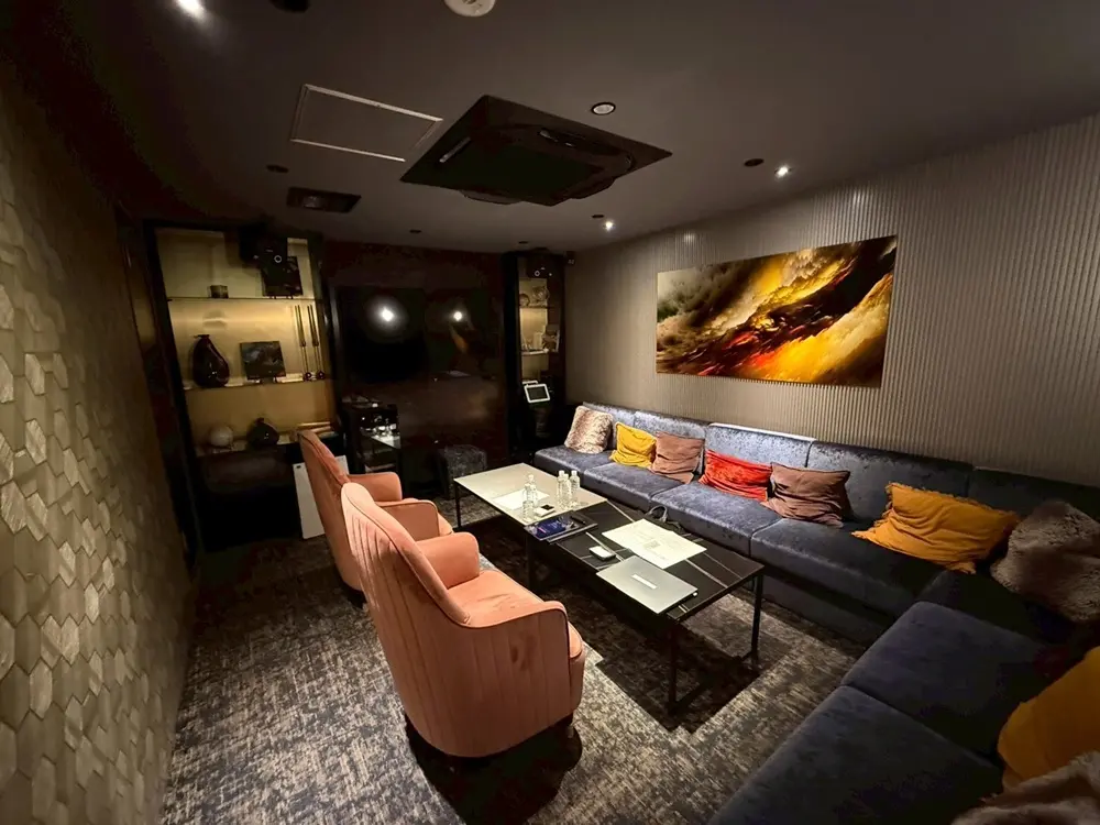 六本木の居抜き店舗の内装