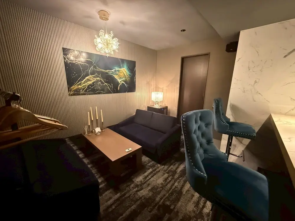 六本木のBAR・ショットバー居抜きの内装