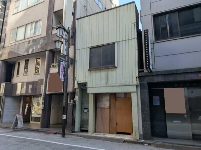 貸店舗(スケルトン)の外観