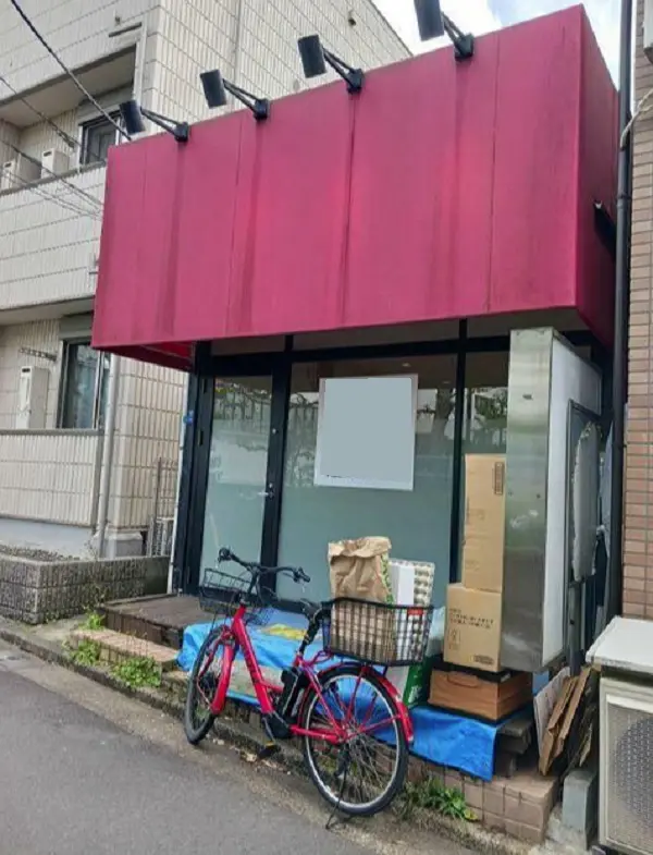早稲田の事務所仕様店舗物件の外観