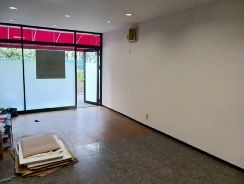 貸店舗(事務所仕様)の内装