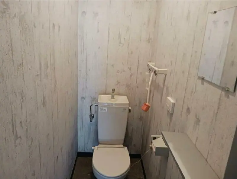 貸店舗(事務所仕様)のトイレ