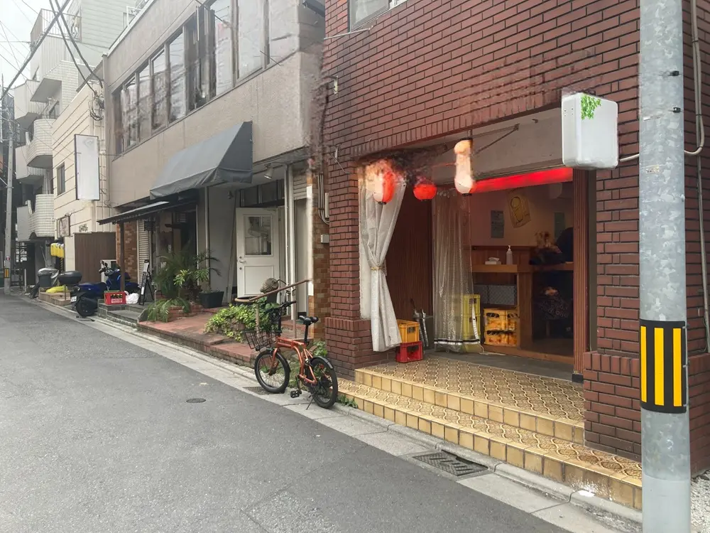 居酒屋の居抜き物件のエントランス