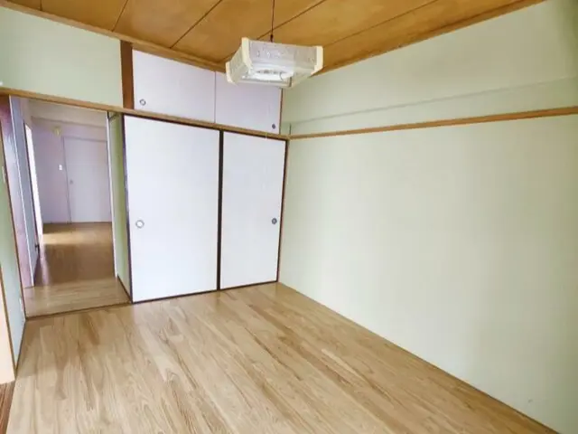 新狭山の事務所仕様店舗物件の内装