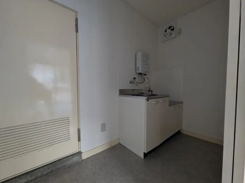 貸店舗(事務所仕様)の厨房