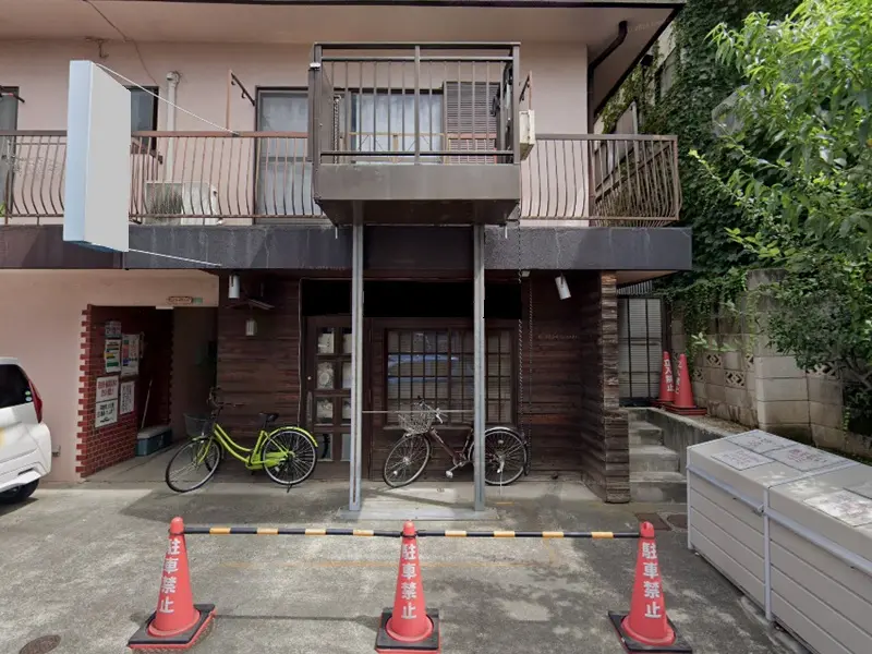 中野のスナック・パブ居抜きの外観