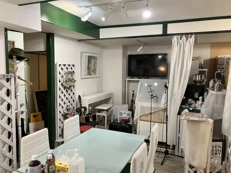 京成小岩のカフェ・喫茶店居抜きの内装