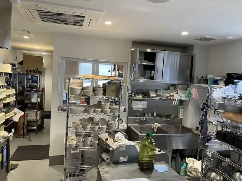 武蔵溝ノ口の居抜き店舗の厨房