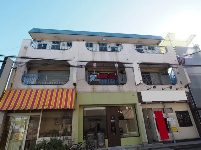 カフェ・喫茶店の居抜き物件の外観