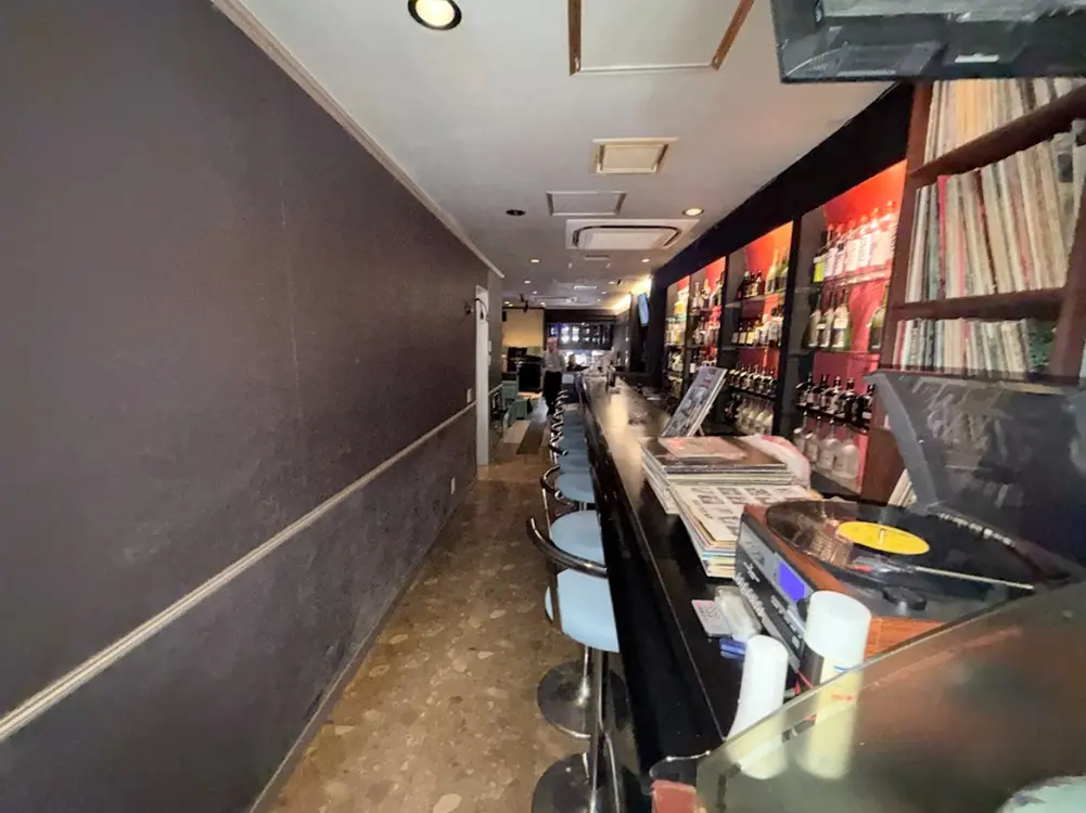 吉野町の居抜き店舗の内装