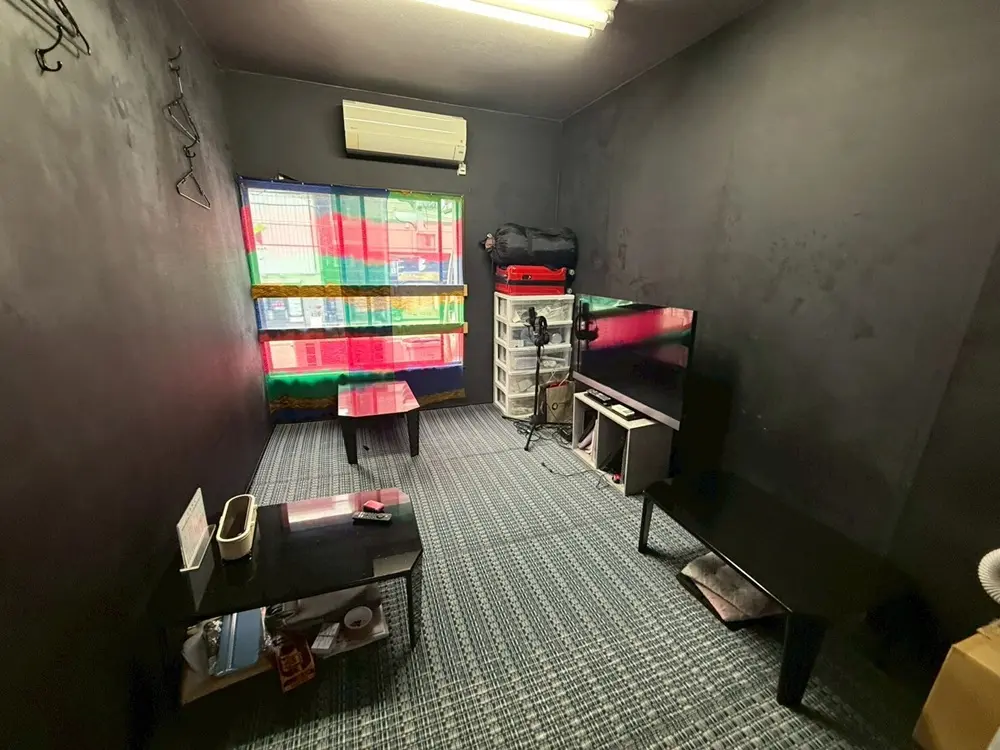 山手の居抜き店舗の内装