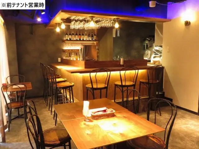 バルの居抜き物件の内装