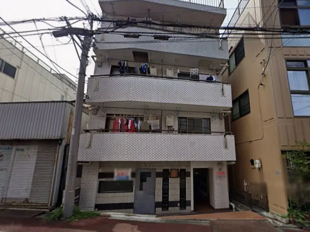 小竹向原のスケルトン店舗物件の外観