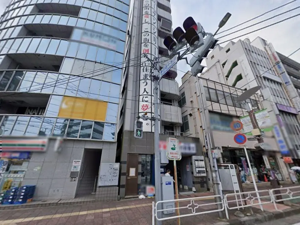 津田沼のスケルトン店舗物件の外観