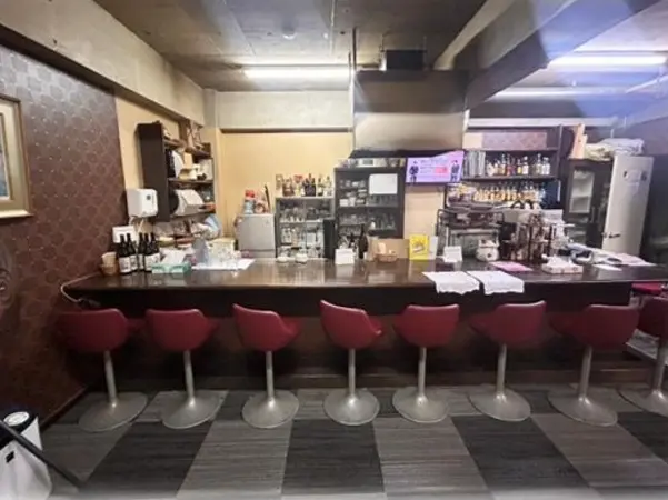 武蔵小金井のスナック・パブ居抜きの内装