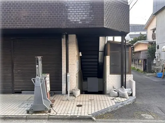 武蔵小金井の居抜き店舗の外観