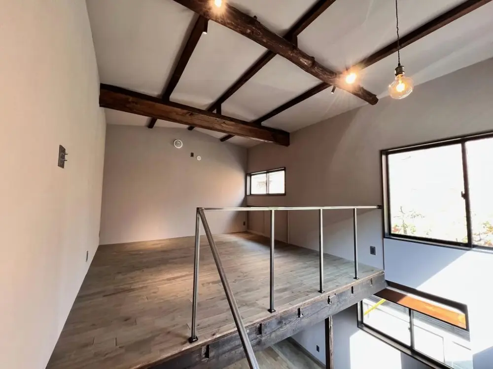 八幡山の事務所仕様物件の内装