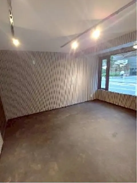 貸店舗(事務所仕様)の内装