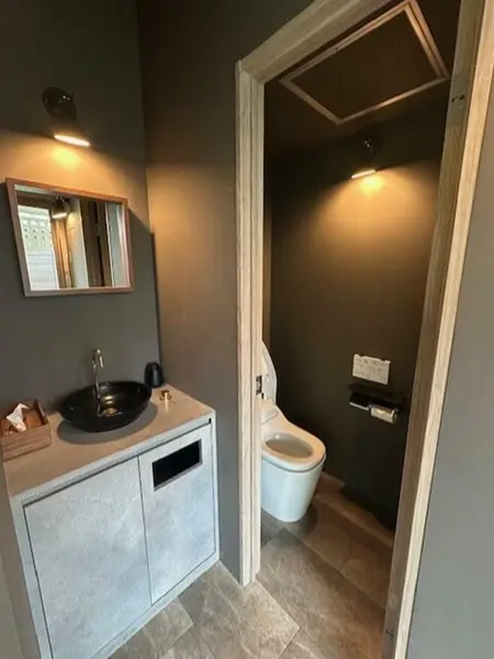 イタリアンの居抜き物件の内装