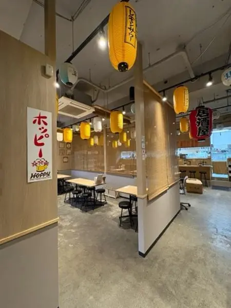 大山の居酒屋居抜きの内装