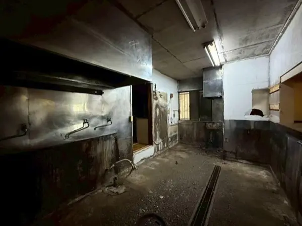 弘明寺の居抜き店舗の厨房