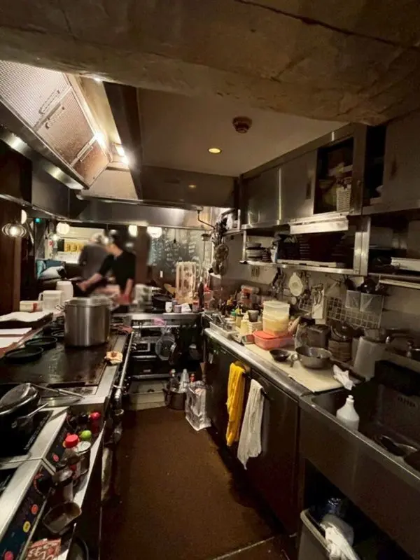 目黒の居酒屋居抜きの厨房