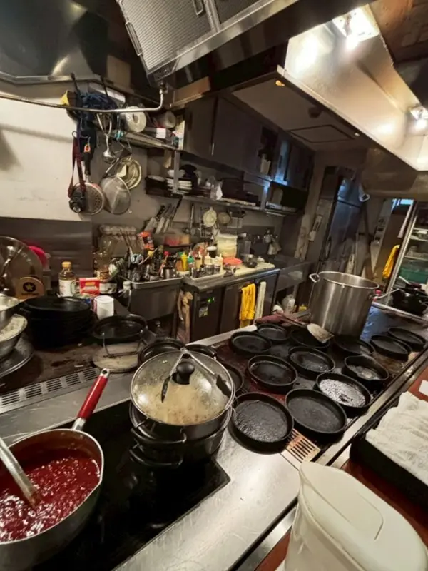 目黒の居酒屋居抜きの厨房