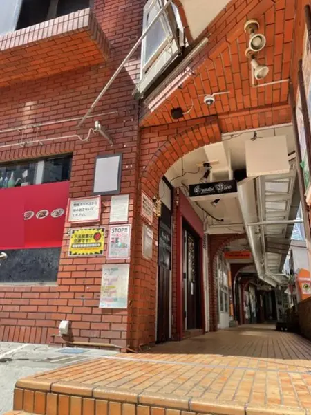 大久保の居抜き店舗の外観