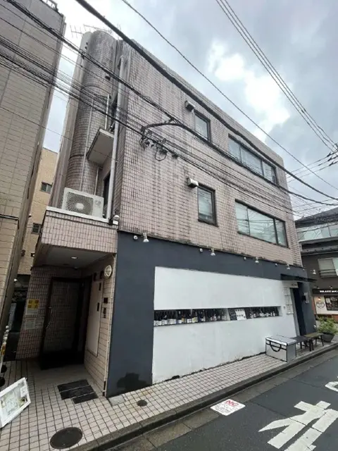 レストランの居抜き物件の外観