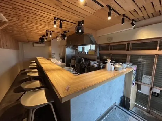 石神井公園のラーメン居抜きの内装