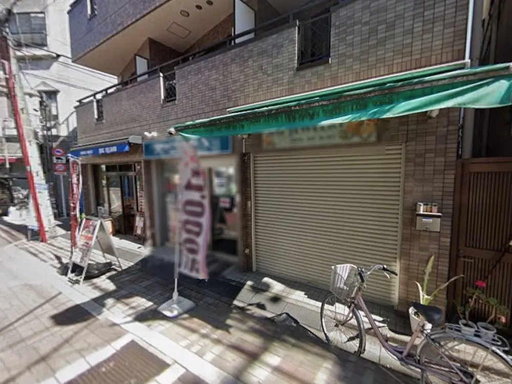 貸店舗(事務所仕様)の外観