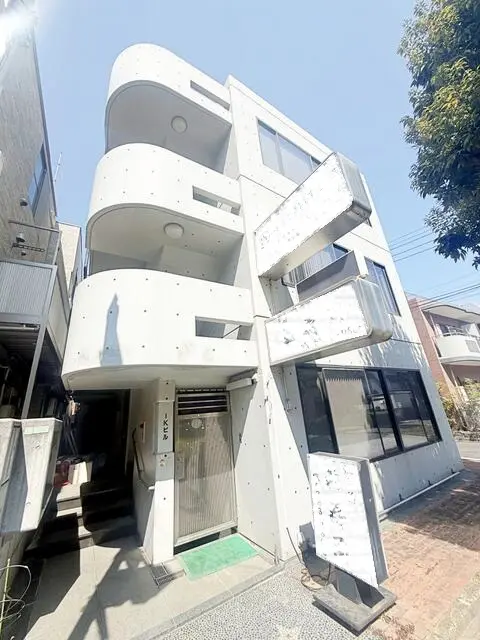 地下鉄赤塚の寿司居抜きの外観