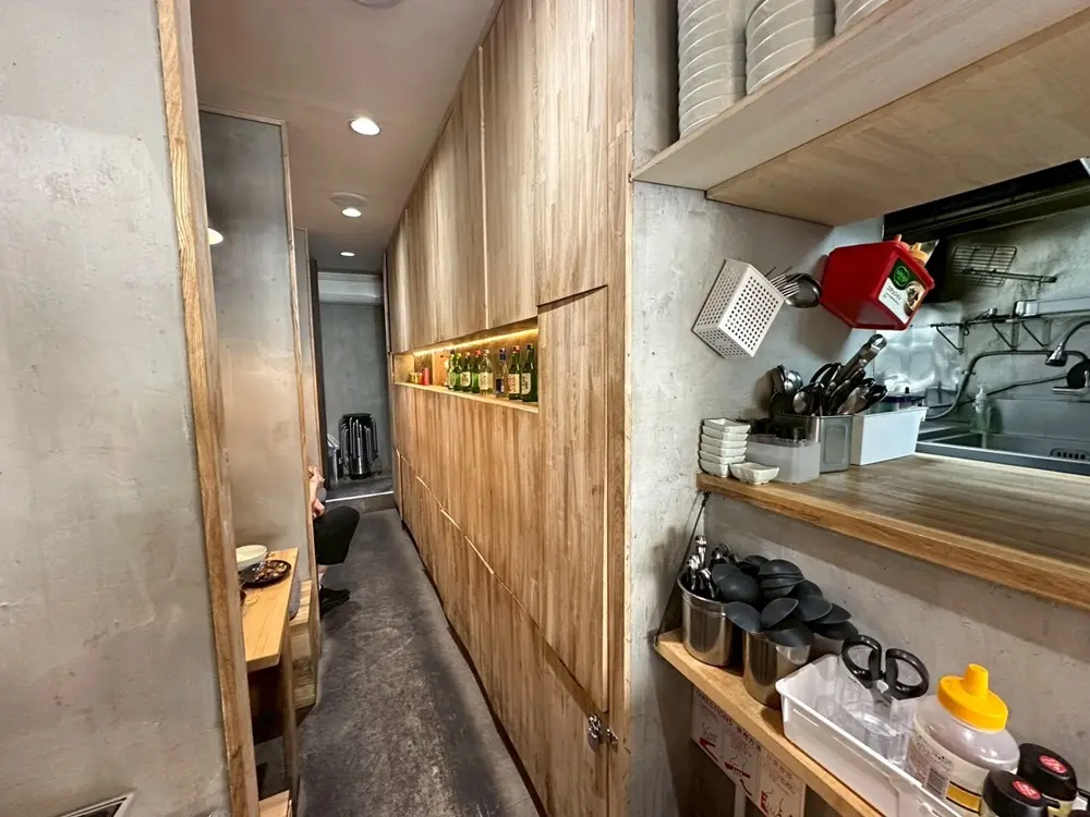 東小金井の居酒屋居抜きの内装