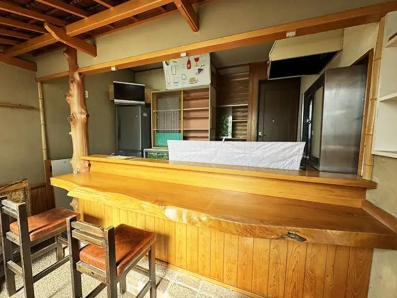 居酒屋の居抜き物件の内装