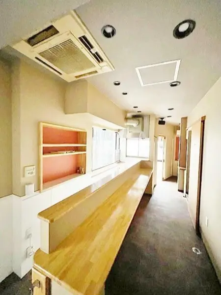 与野本町のカフェ・喫茶店居抜きの内装