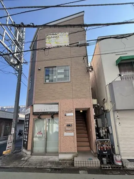学芸大学のスケルトン店舗物件の外観