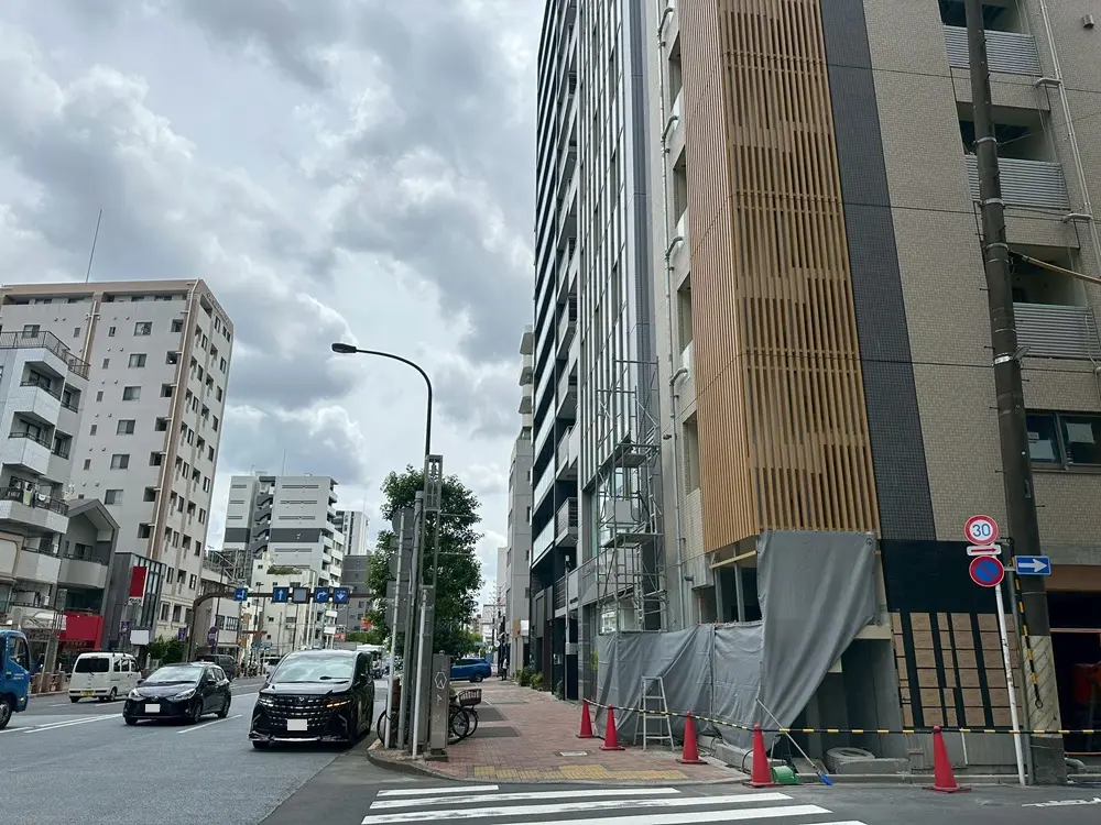 亀戸のスケルトン店舗物件の外観