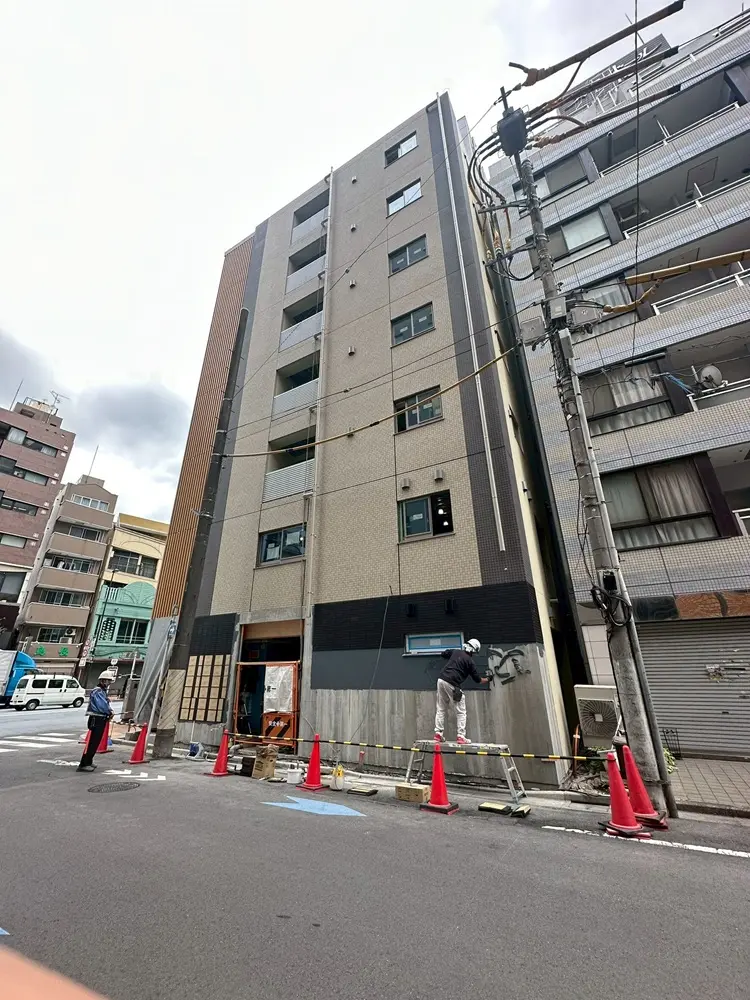 貸店舗(スケルトン)の外観