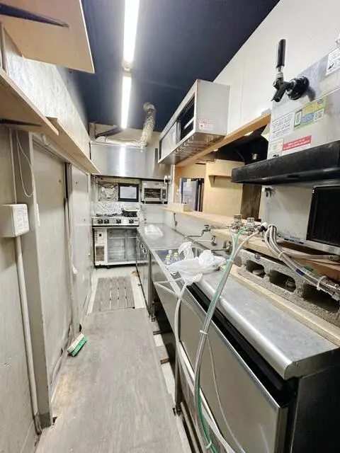 新丸子の居抜き店舗の厨房