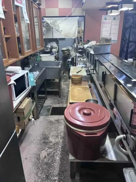 小田急相模原の居抜き店舗の厨房