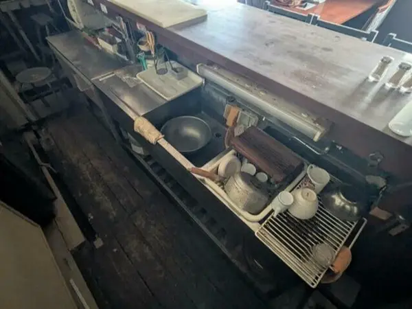 居酒屋の居抜き物件の厨房