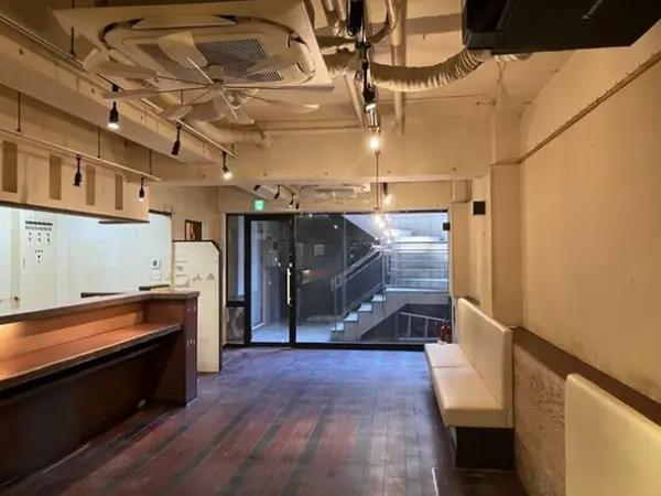 江戸川橋の居抜き店舗の内装