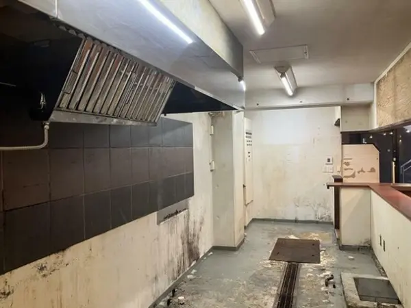 江戸川橋のうどん・そば居抜きの厨房