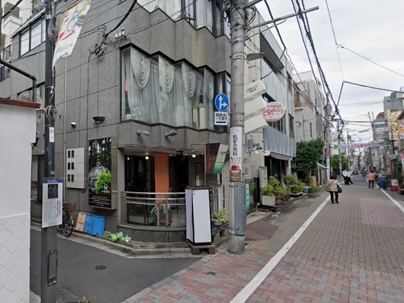 うどん・そばの居抜き物件の外観