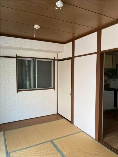 貸店舗(事務所仕様)の内装