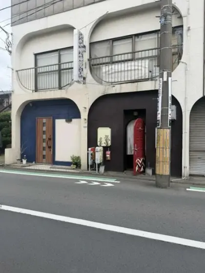 南林間の居抜き店舗の外観